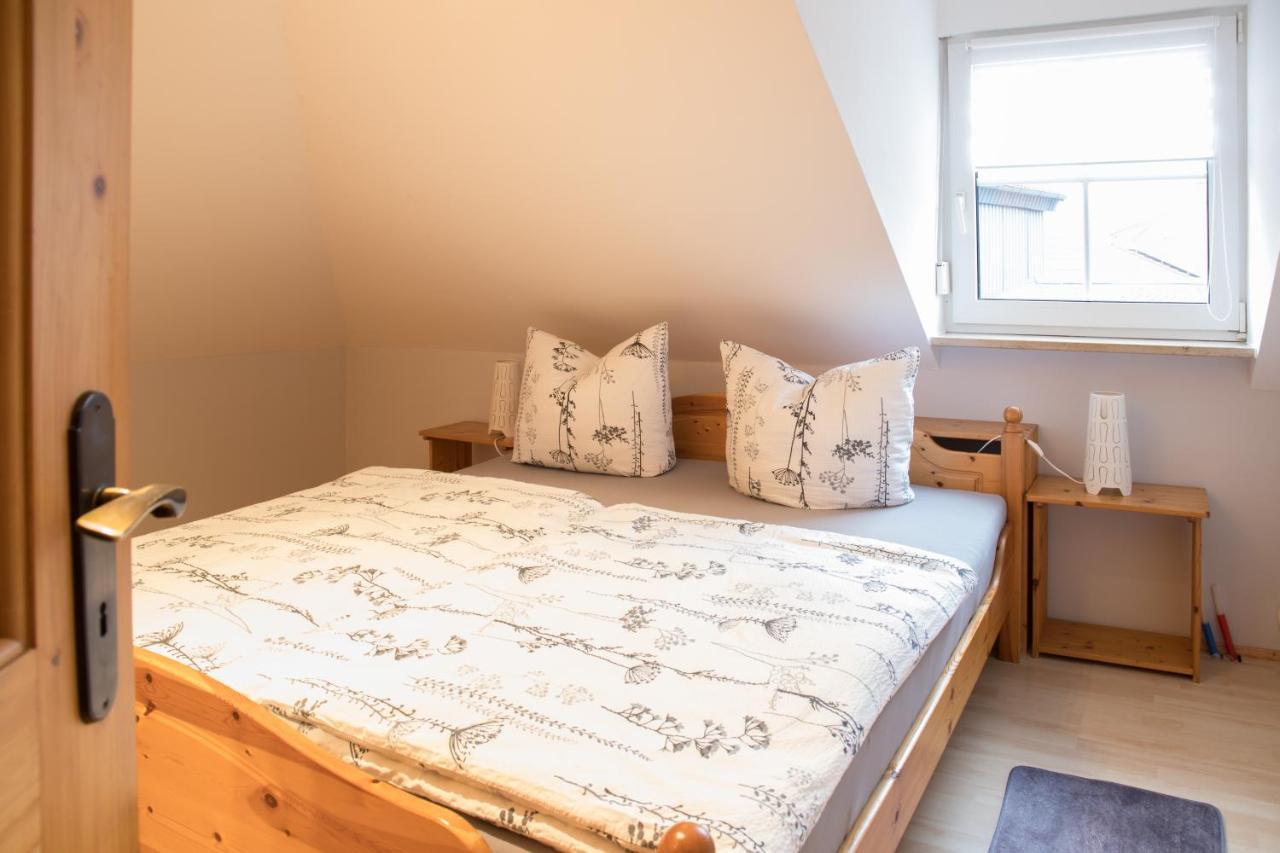 Ferienwohnungen Wittmann, Wohnung 2 Og., Fuer Bis Zu 3 Personen Bad Staffelstein Exterior photo