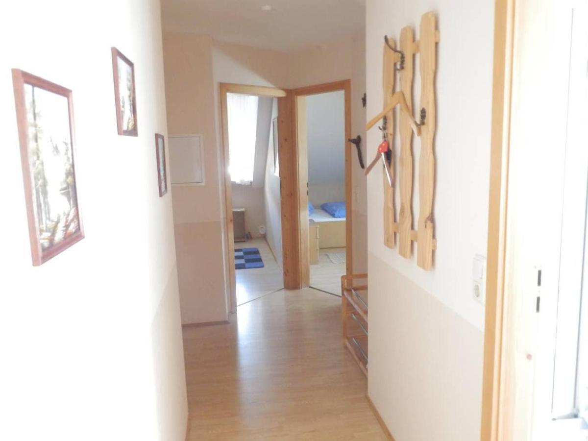 Ferienwohnungen Wittmann, Wohnung 2 Og., Fuer Bis Zu 3 Personen Bad Staffelstein Exterior photo